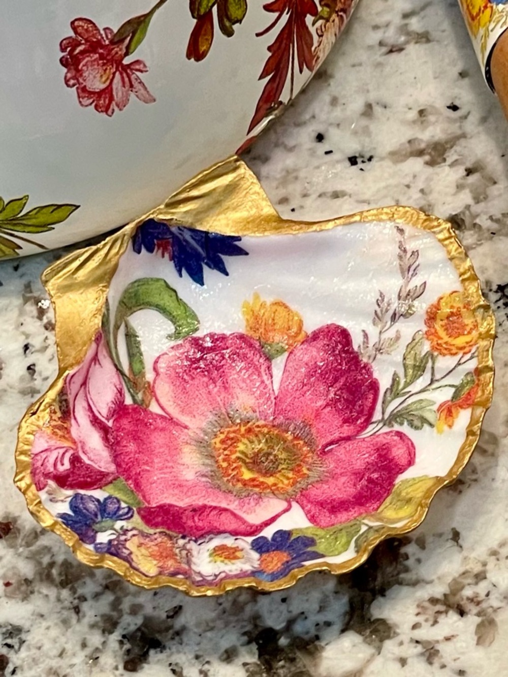 Flower Market Trinket Shell Dish Pink 5”